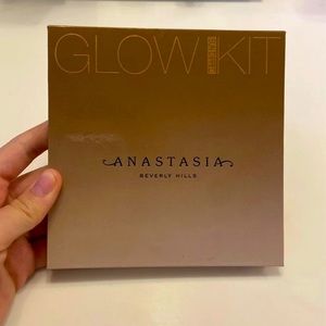 Anastasia Glow Kit Sundipped